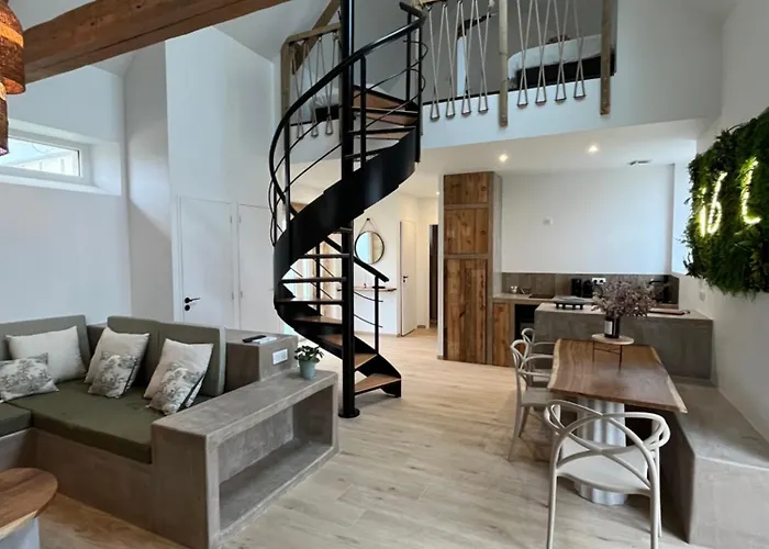 Du Grand Caugy Saint-Vigor-le-Grand